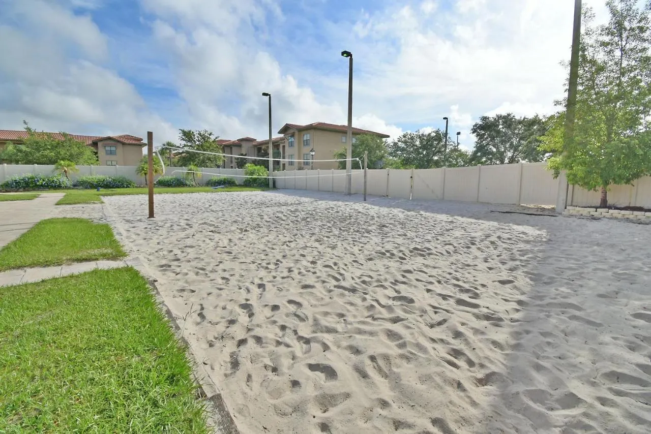 R632Lms-Casa De Flores Davenport 0*,  United States